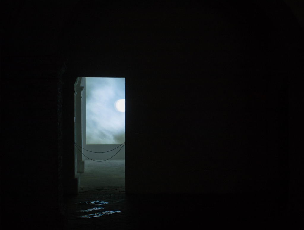 lux 01 – James Elaine & William Basinski | video exhibition _ Nocturne (TV in Africa)